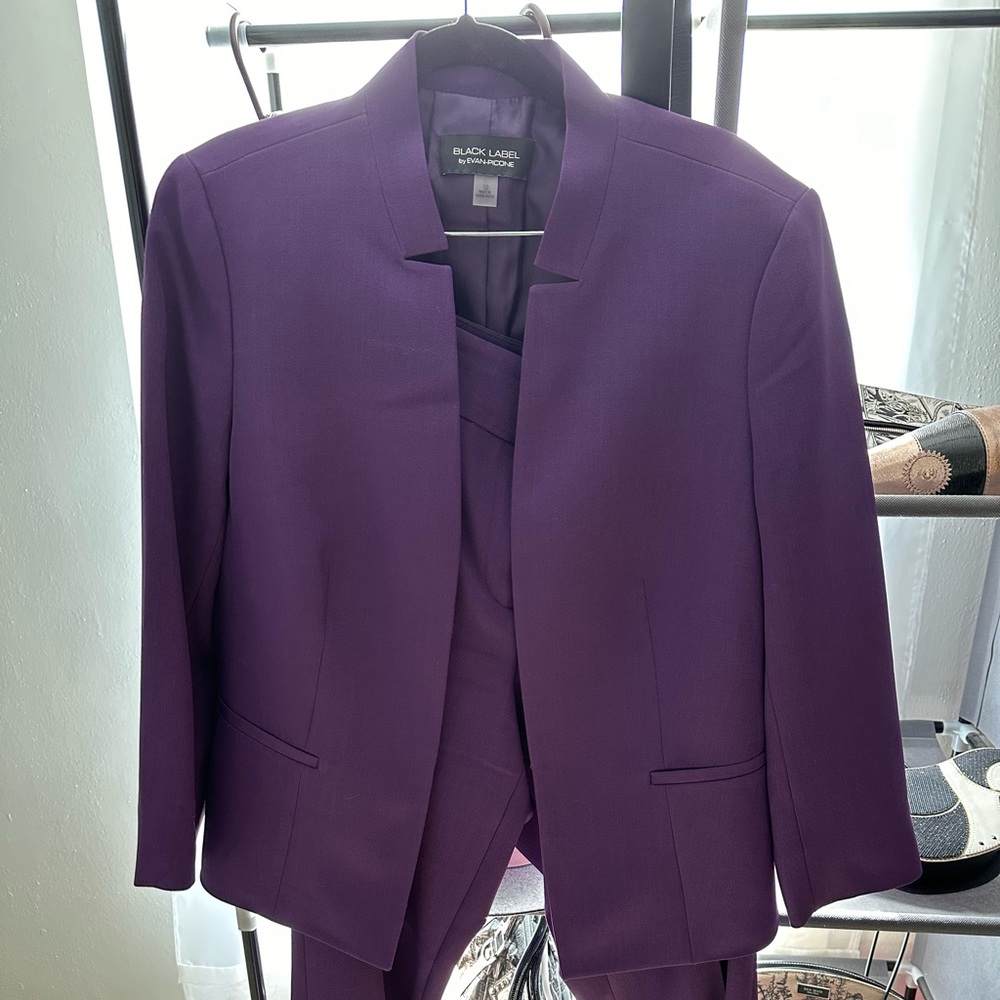 Black Label Purple Women’s Evan Picone Suit